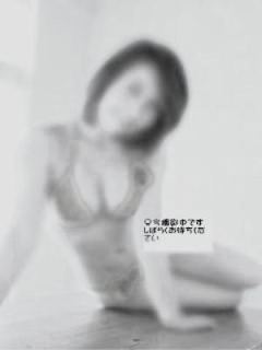 ま　き