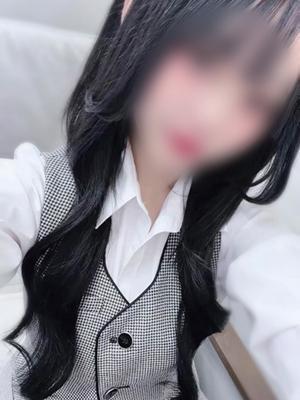 篠宮るあ