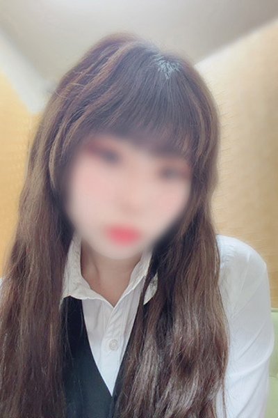 葉山ゆりな