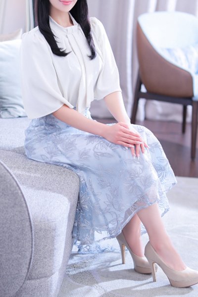 新人・玲奈(れな)