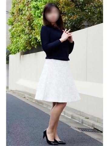 メイドちゃん (4位)