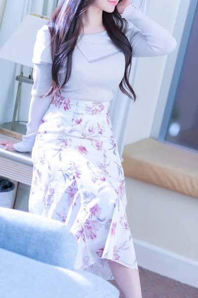 新人・梨沙(りさ)