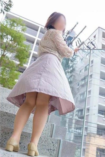 にこ