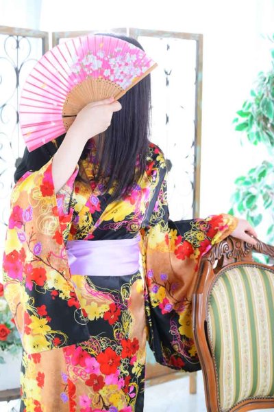 みな