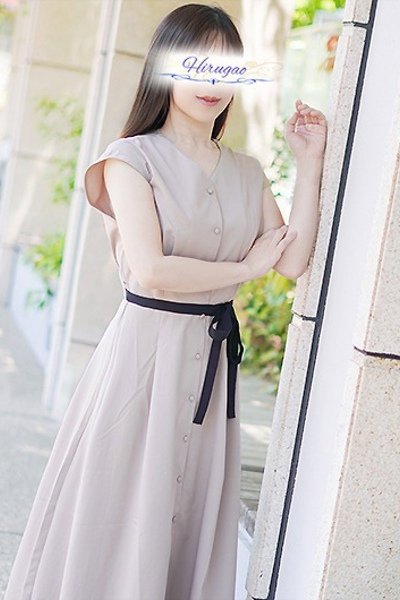 由奈