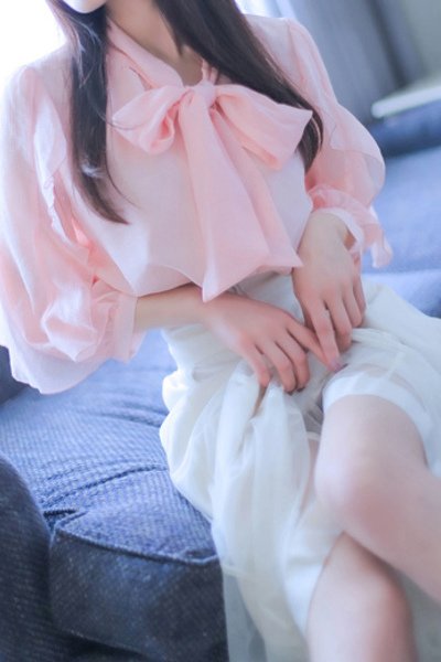 新人・瀬奈(せな)