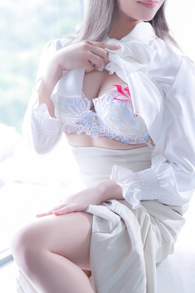 新人・胡桃(くるみ)