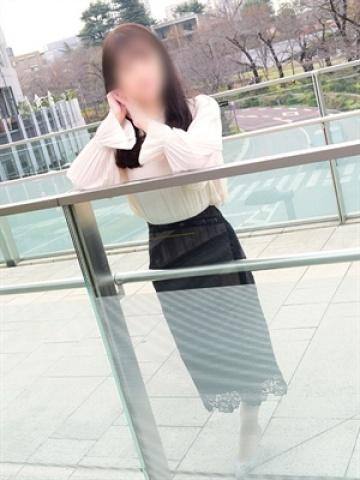 綾奈