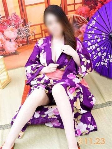 山口れな