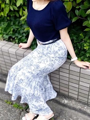 あいな