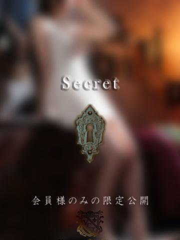 成田　紫苑
