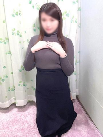 三越ひびき