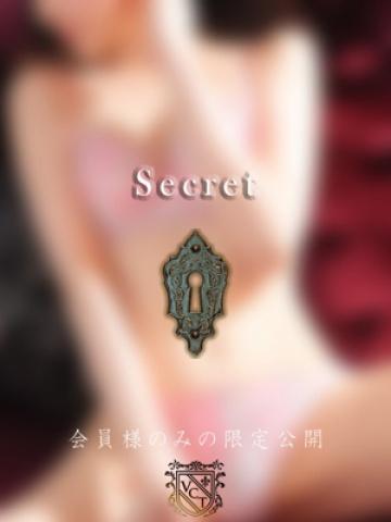 成田　紫苑